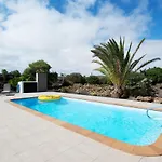 Dom wakacyjny Wind Wave 28b - Heated & Shared Pool