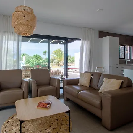 Wind Wave 28b - Heated & Shared Pool Hébergement de vacances La Oliva