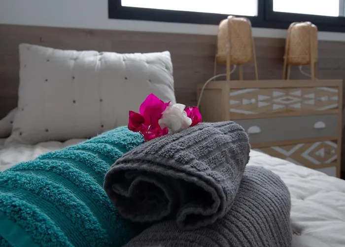 Wind Wave 28b - Heated & Shared Pool Holiday home