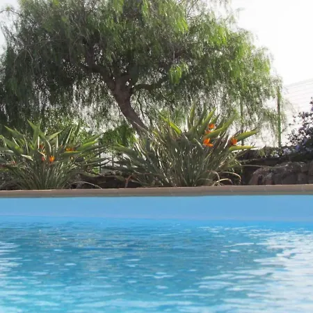 Wind Wave 28b - Heated & Shared Pool Holiday home La Oliva